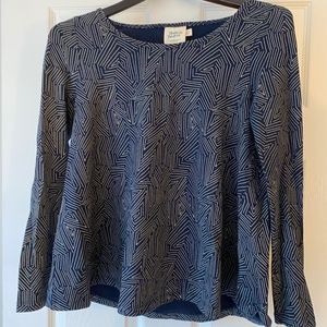 Mata Traders Long sleeve swing top size XS